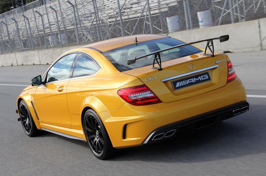  Mercedes-Benz C63 AMG Coupe Black Series 2012 года  (фото 48 из 66)